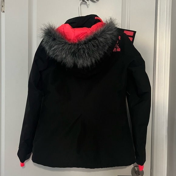 SUPERDRY Snow Action ski / snowboard jacket - new - Picture 7 of 11